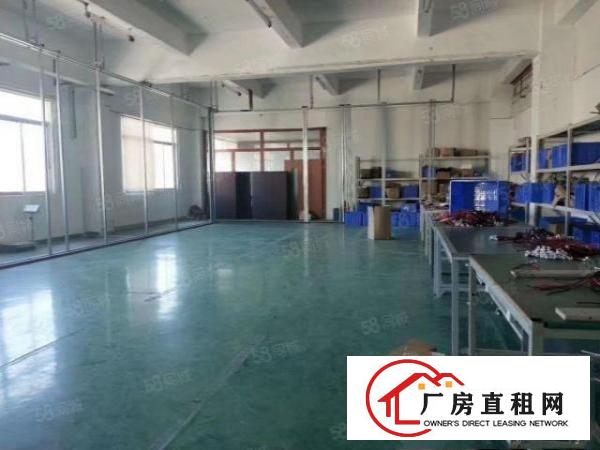  （现成装修出租）靠大朗环城路袁山贝科技园三楼新空880平米