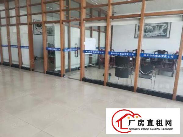  常平一楼1500平方，带现成行车，高度5.5米水电齐全可分租