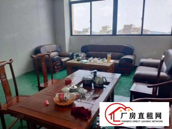  企石镇新出有现成豪华装修水电办公室的厂房三楼1800平方