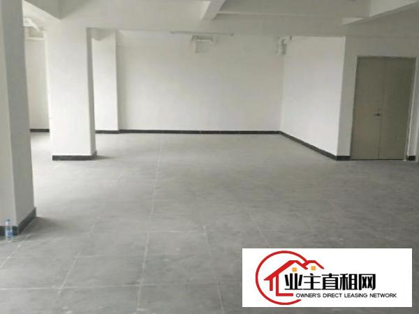  一二楼两层。可做厂房出租
