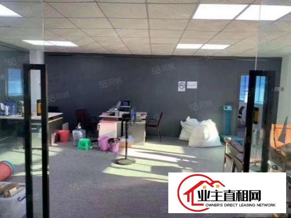 横沥山夏工业区原房东自用厂房，分租一楼有现成水电及办公室装修