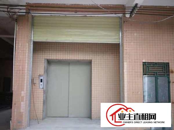  双电梯厂房出租，交通方便