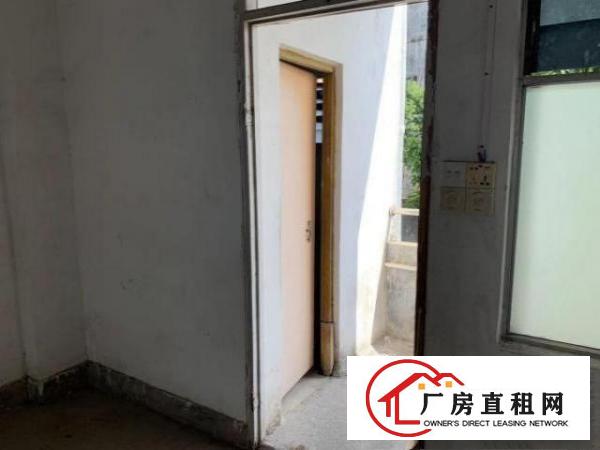 东莞东坑镇厂房、宿舍业主直租，使用率高，空地大，价格低