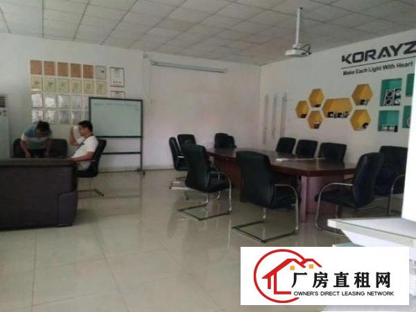  华南城工业区现成装修厂房招租