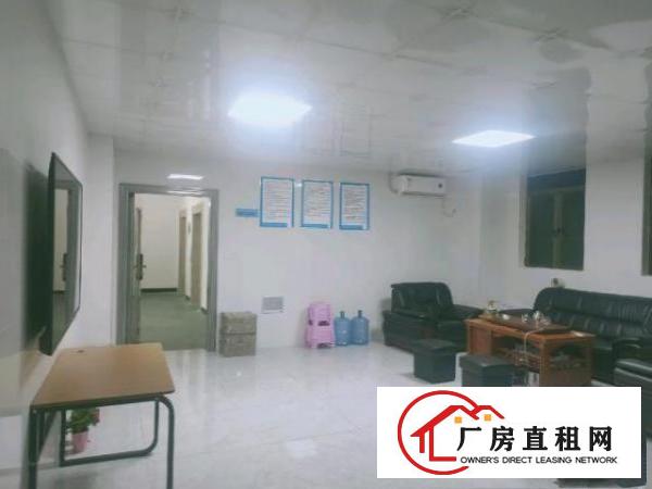  寮步400㎡精装修厂房办公室研发车间带两间宿舍原价转租