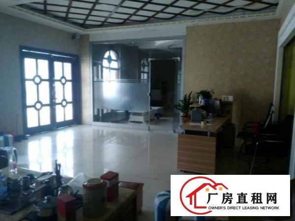  寮步镇新出独院厂房出租，每层3300平方大小可分