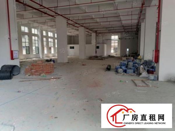  寮步全新独院厂房可办环评型像好，电梯可把小车升到楼顶，带客梯