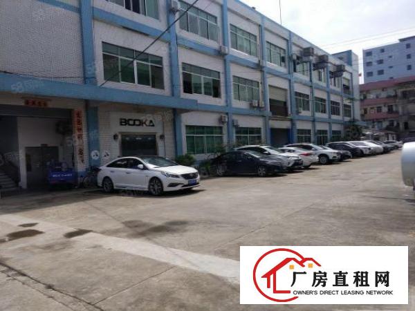  厂房位于成熟工业区，靠松山湖，交通方便