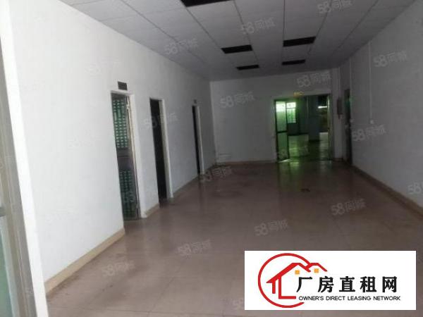  厂房位于成熟工业区，靠松山湖，交通方便
