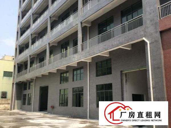  标准厂房共六层，靠东部快速一公里