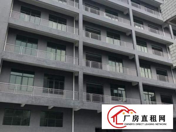  标准厂房共六层，靠东部快速一公里
