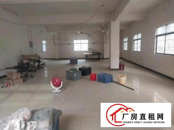  位于茶山超朗陈屋龙翔阁五街26号二楼步梯厂房