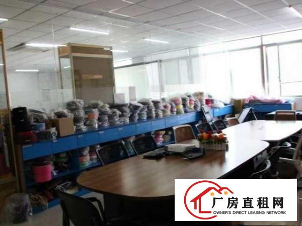  茶山镇花园式厂房出租，单层1500平方