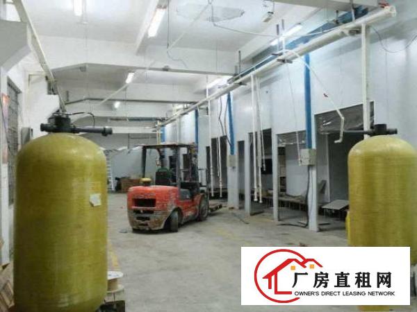  出租茶山镇2000平厂房卢边加油站旁