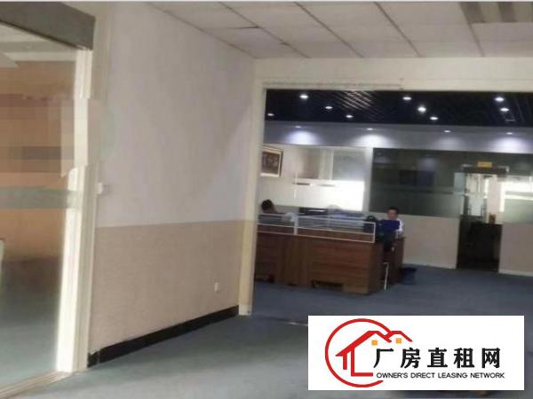 超朗新出楼上标准厂房三楼900平方出租，现成装修价格便宜