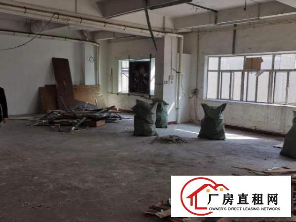  1200平，一二楼厂房招租，有客梯，二楼可以做办公室