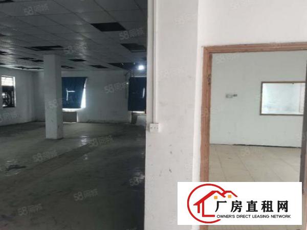  石排三层标准厂房2200方出租，租10元，水电齐全，消防喷淋