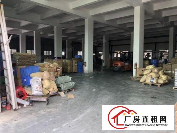  石排标准厂房6000方出租，租17元，水电齐全，设有停车位