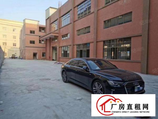  石排标准厂房6000方出租，租17元，水电齐全，设有停车位