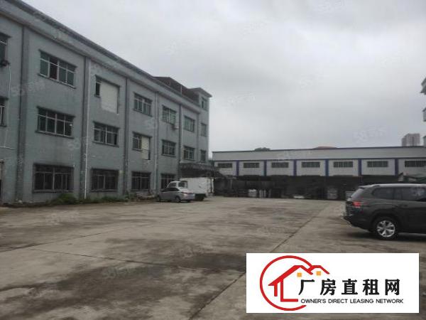  石排谷吓标准工业园分租一楼700平方，水电齐全形象好空地大