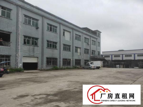  石排谷吓标准工业园分租一楼700平方，水电齐全形象好空地大