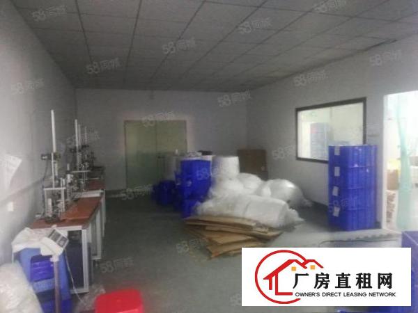  石排标准厂房楼上700方租15元，现成的无尘车间，办公室装修