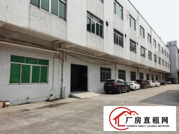  石碣镇四甲工业区一楼1800方可分一半形象好，交通方便，