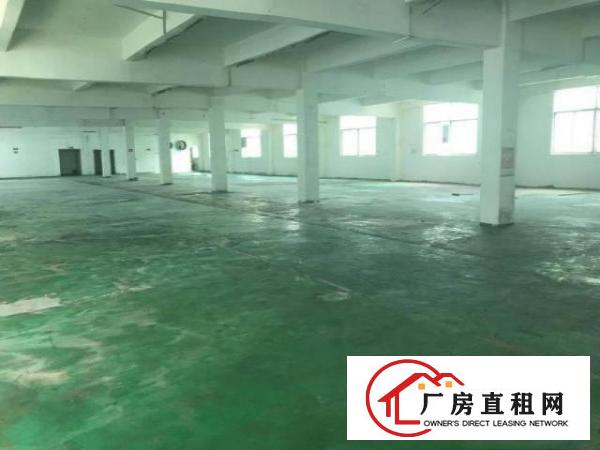  万江工业园楼上厂房1500平方带货梯水电现成，