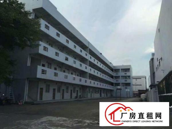  万江标准厂房一楼1000平方，办公室3间，现成水电，宿舍按需