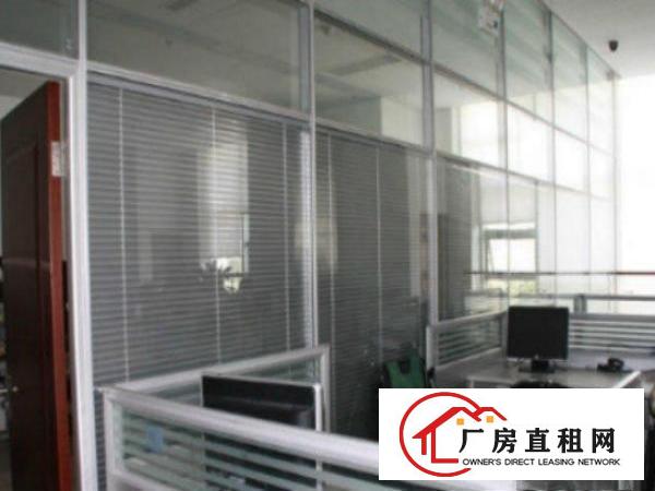  万江标准一楼厂房800或1000㎡出租水电线路齐全，带办公室
