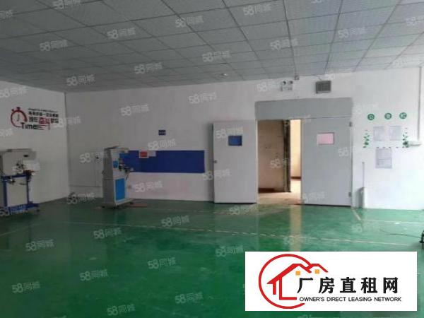  万江牌楼基社区楼上带装修200平水电齐全厂房出租