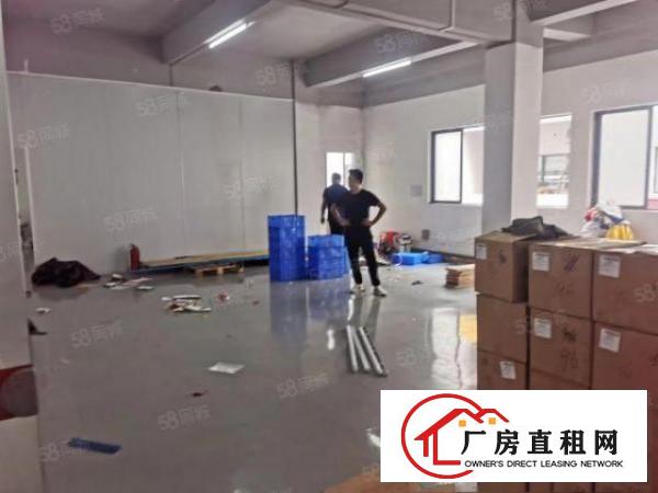  一楼带装修500平方，配套两间宿舍，总租金9500元