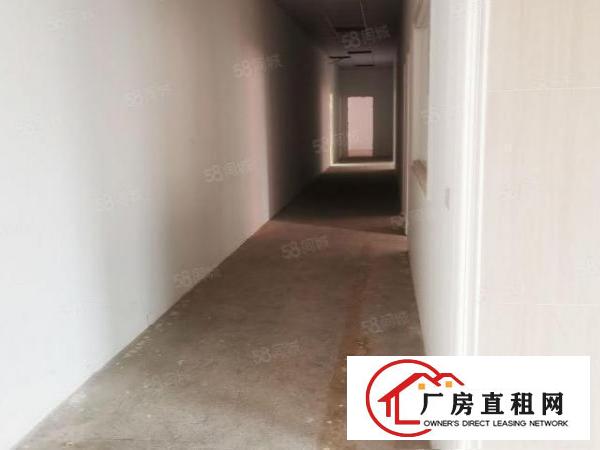  万江厂房|1058平多隔间|楼层低|公摊小|带办公室